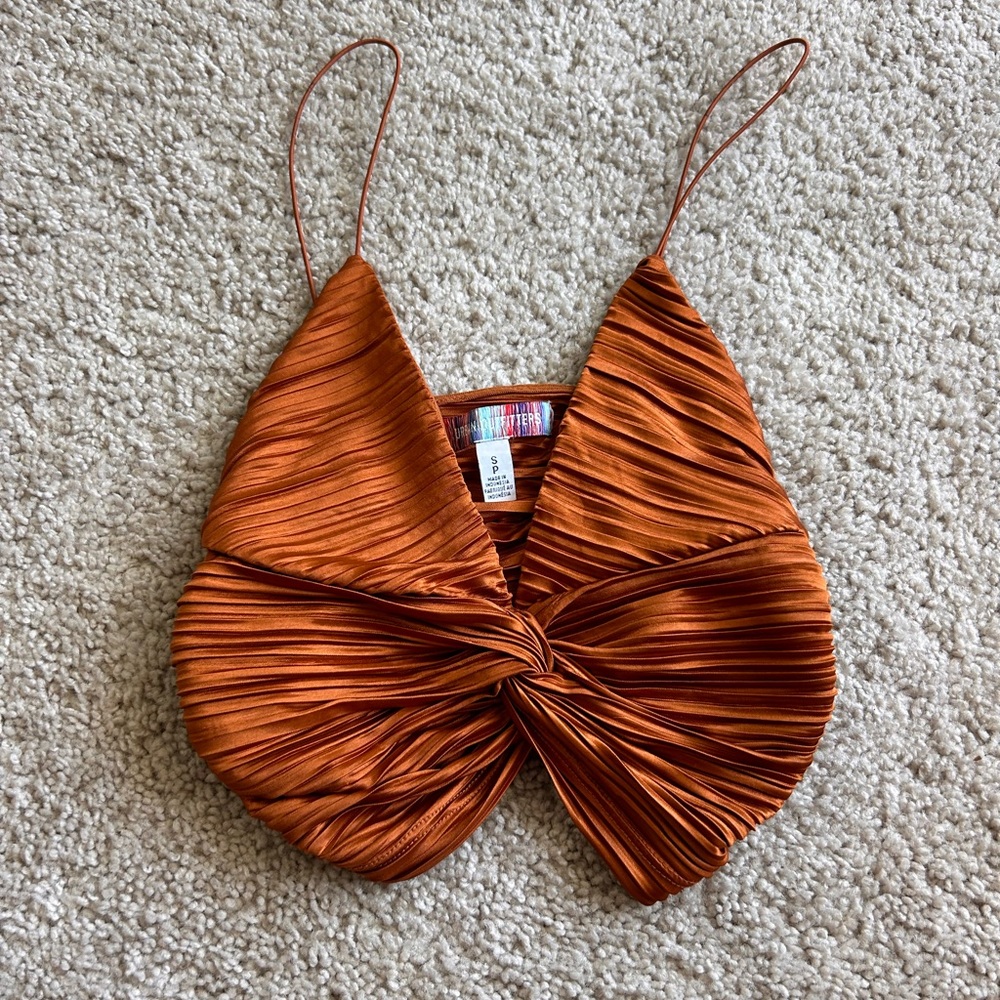 URBAN OUTFITTERS CROP TANK